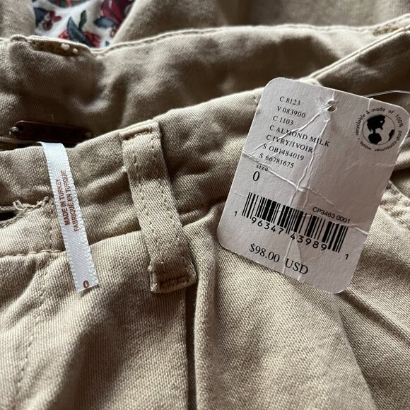 Free People, NWT, Addy Chino, Size 0, khaki color - Picture 4 of 4